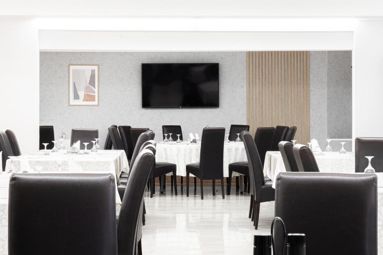 Hotel Apollo Central Sibiu Luaran gambar