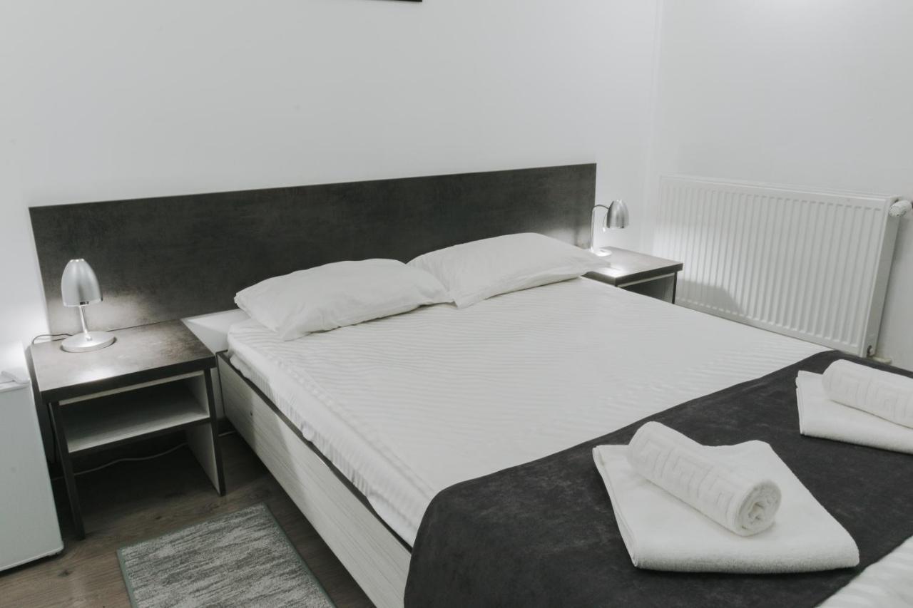 Hotel Apollo Central Sibiu Luaran gambar