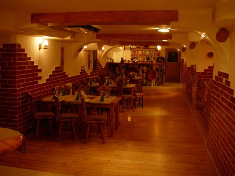 Hotel Apollo Central Sibiu Luaran gambar
